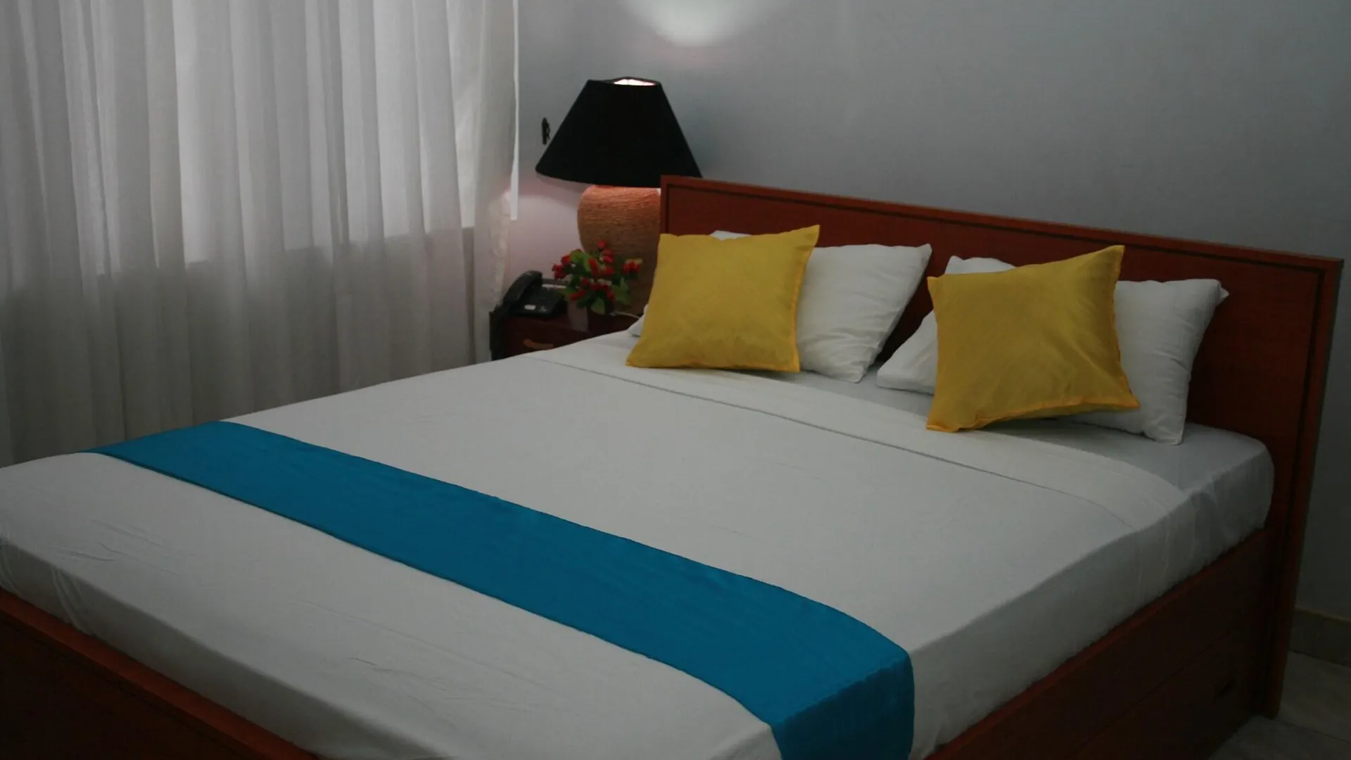 Blue Gum Hotel Ja-Ela 3*,