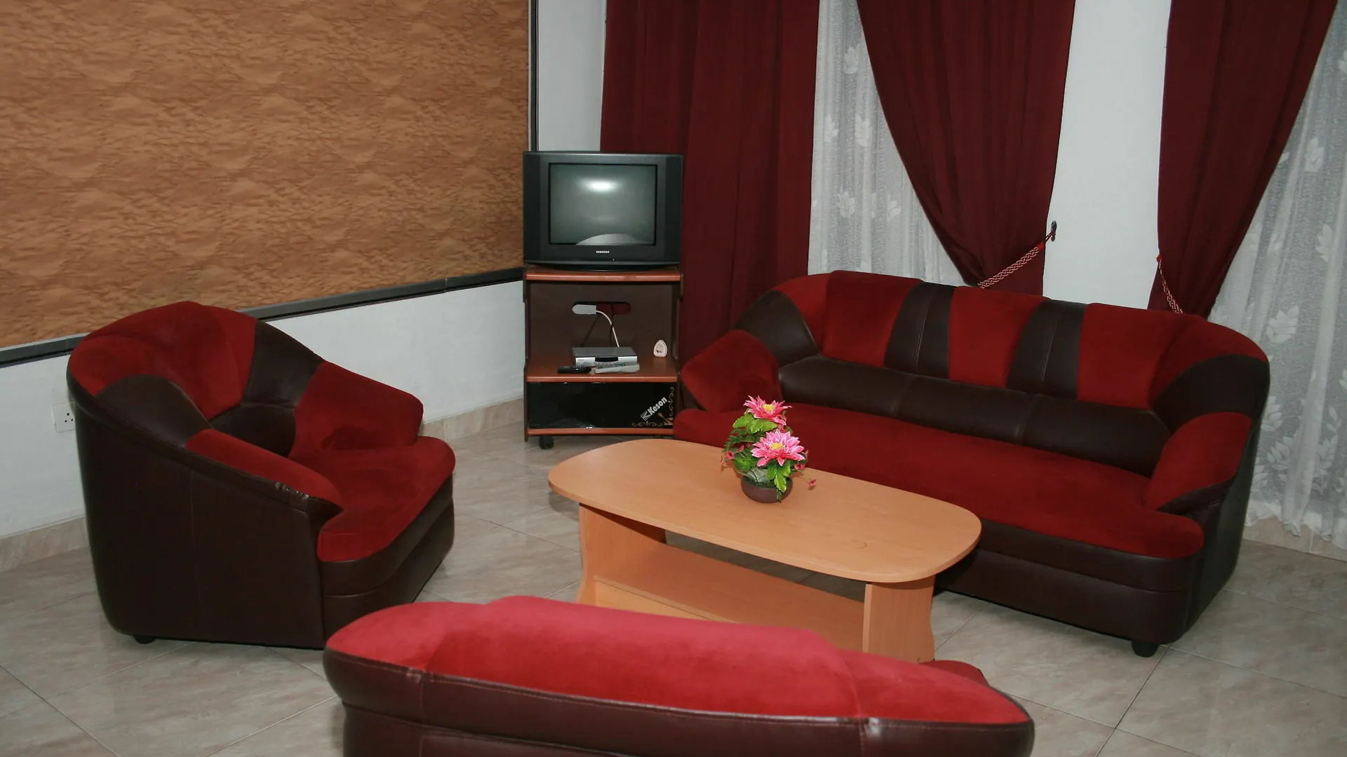 Blue Gum Hotel Ja-Ela 3*,